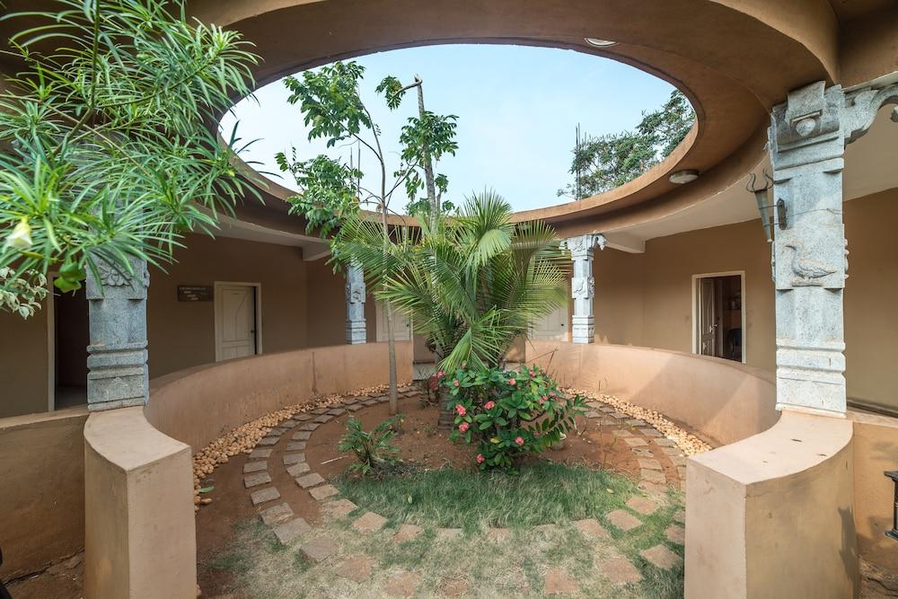 Vijayshree Resort And Heritage Village Hospet Exterior foto